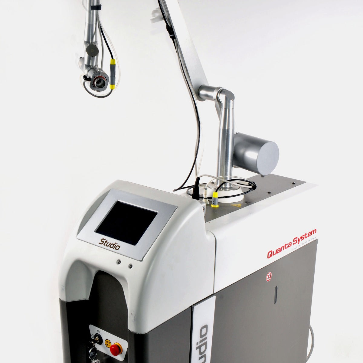 2015 Quanta System STUDIO Q-Switched Laser Tattoo Removal Q Switch 532 1064 nm