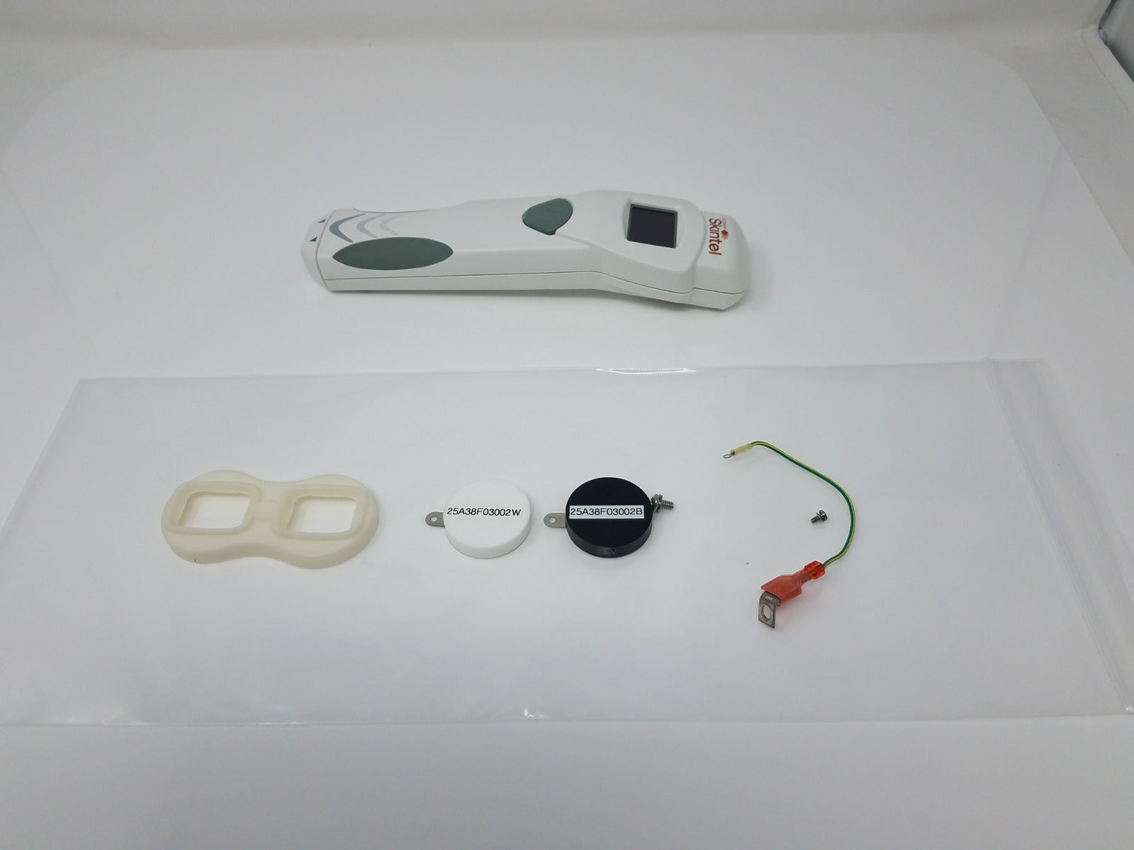 2015 Cynosure Skintel Melanin Reader Skin Density Palomar Icon with Pucks