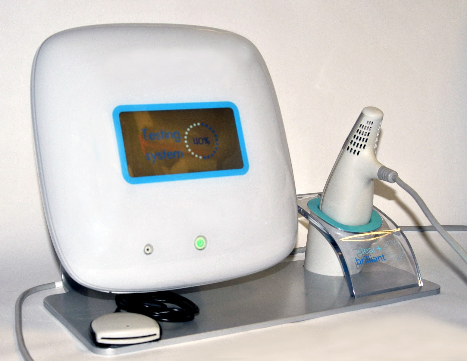 2011 CLEAR BRILLIANT 1440 nm Fractional Diode Laser Skin Rejuvenation Acne Scars