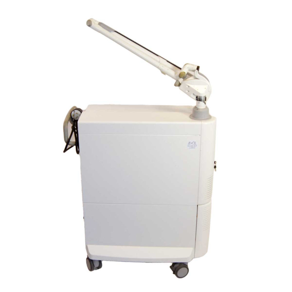 2012 Fotona QX Max Q-Switch Nd:YAG Tattoo Removal Pigmented Lesions Laser System