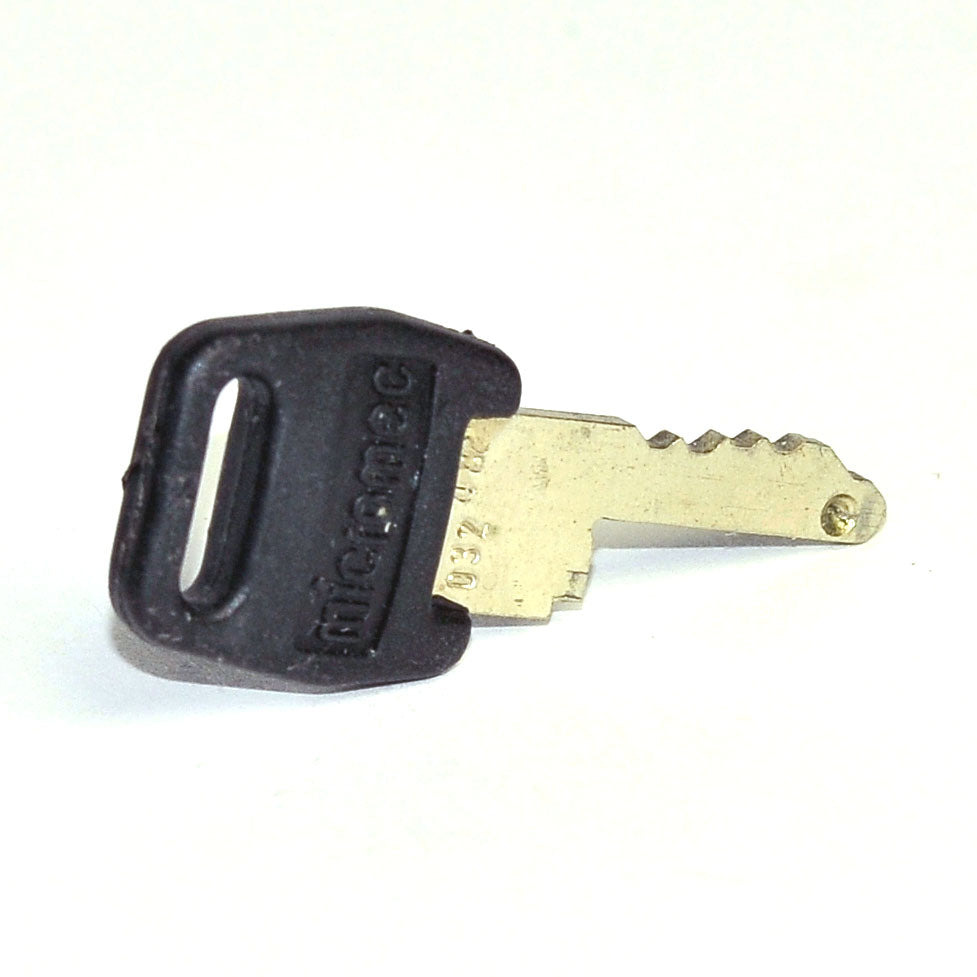 Fotona SP Dynamis Pro and Dualis Laser Main System KEY Main On Off Stop 032