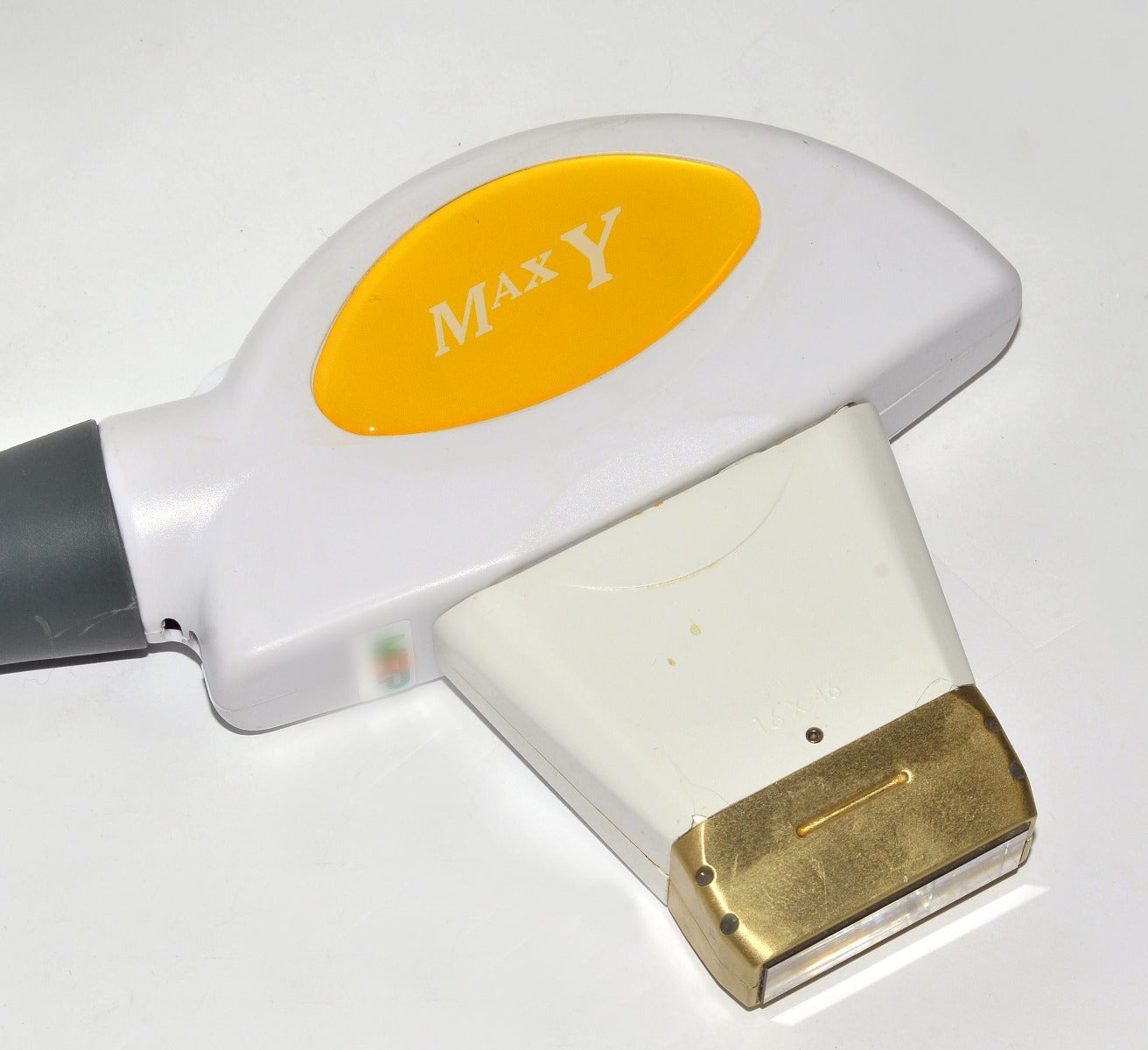 2012 Palomar ICON Laser MaxY Handpiece Fine Hair Removal Pigmented Lesions Max Y