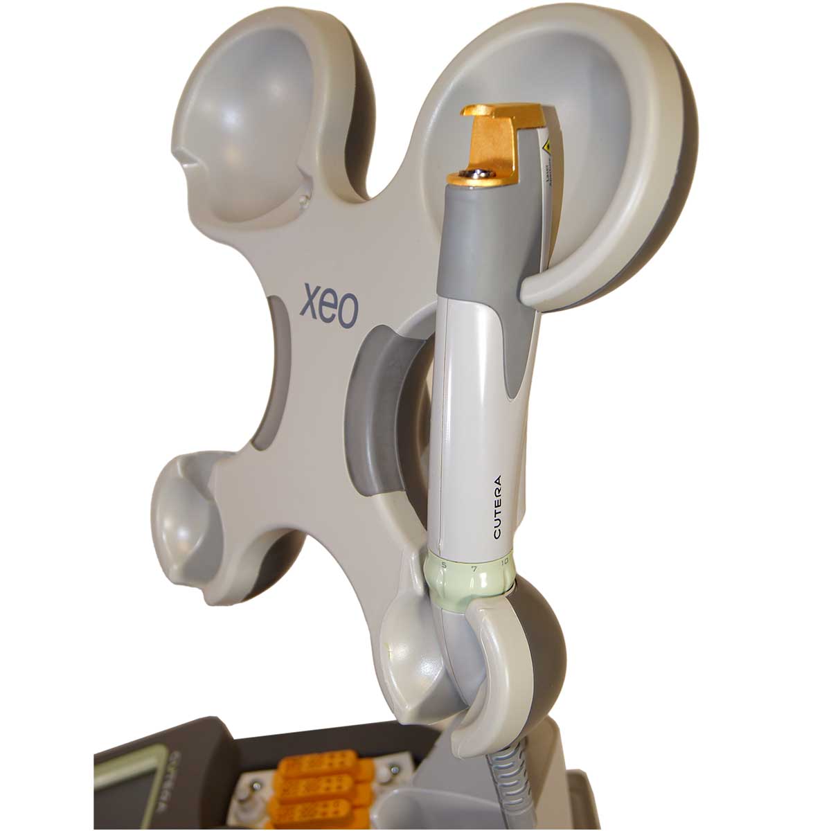 2012 Cutera Xeo Nd:Yag 1064 Laser System Pearl Handpiece Skin Hair Acne Scars