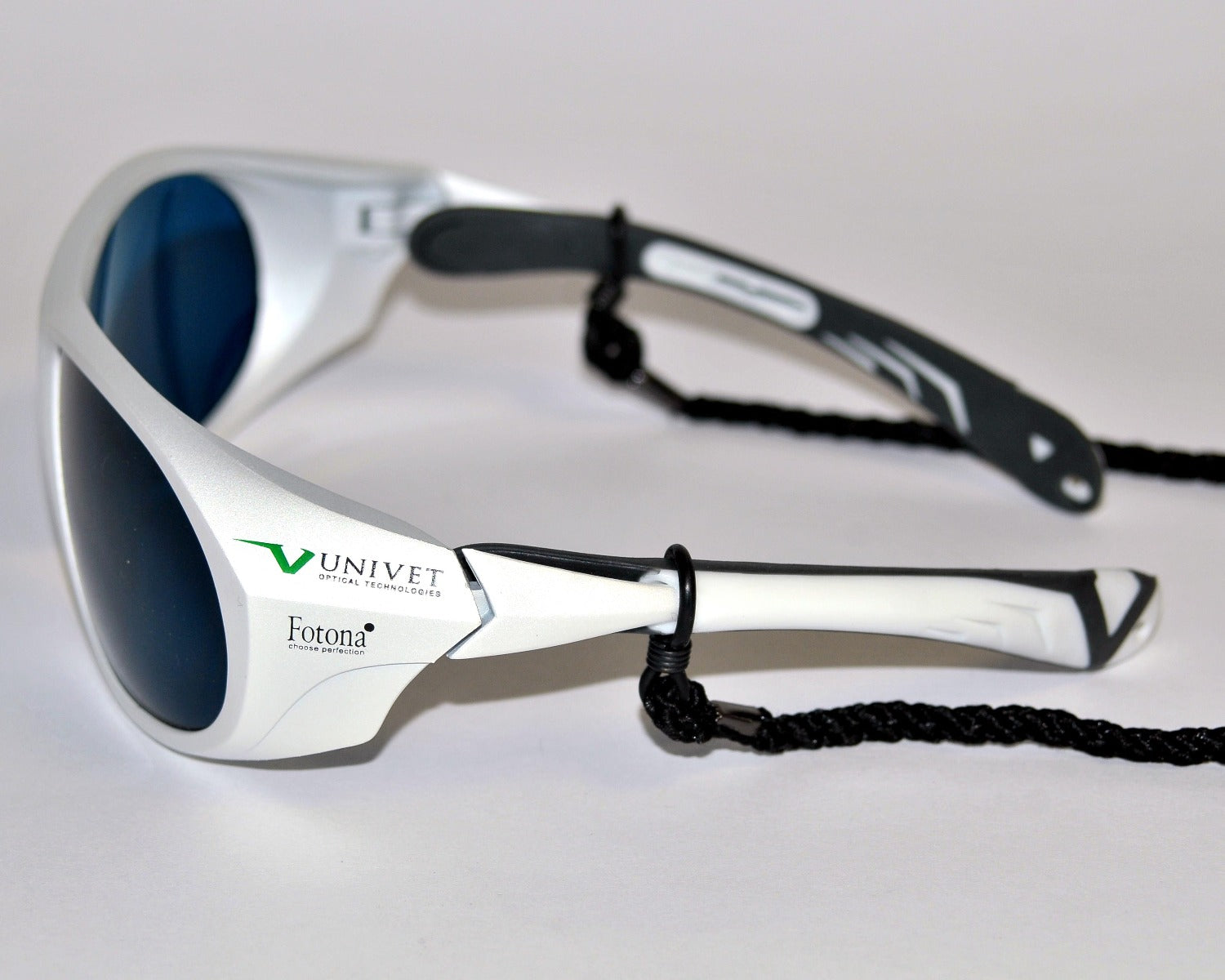 UNIVET Optical Technologies Fotona Laser Safety Glasses White Blue 575-740 LB3-6