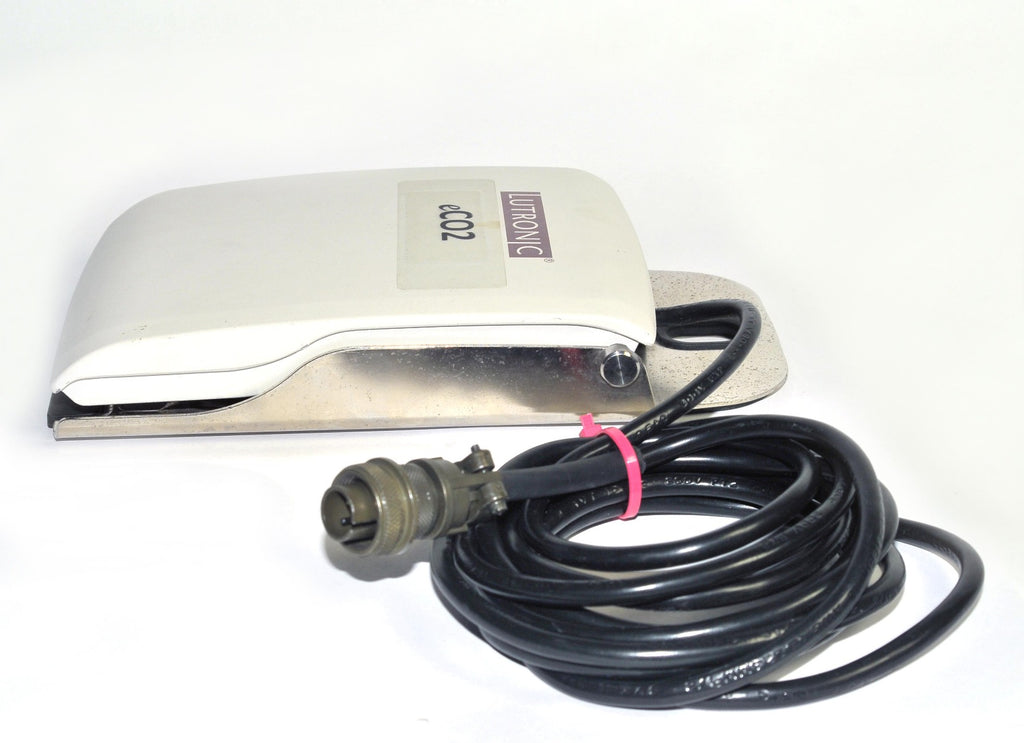 Lutronic Infini eC02 RadioFrequency RF FootSwitch Pedal 971-SWN0210 2 Pin Parts As-Is