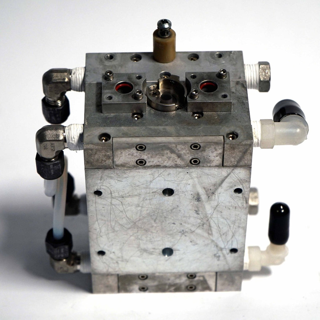 Cynosure Apogee Laser Pump Chamber YAG 100-7001-950 PARTS