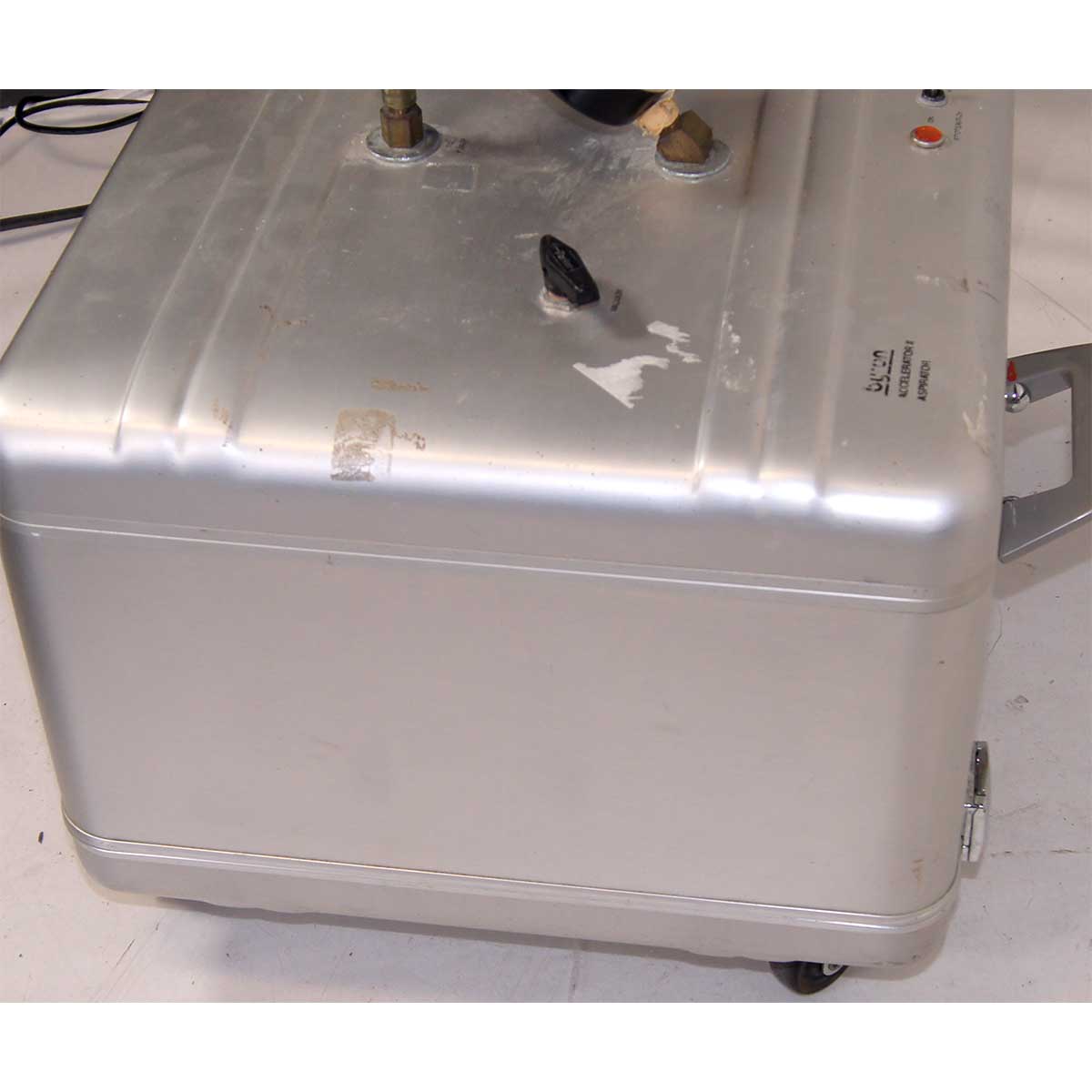 Wells Johnson Byron Accelerator II Aspirator System Dual Pump Compact