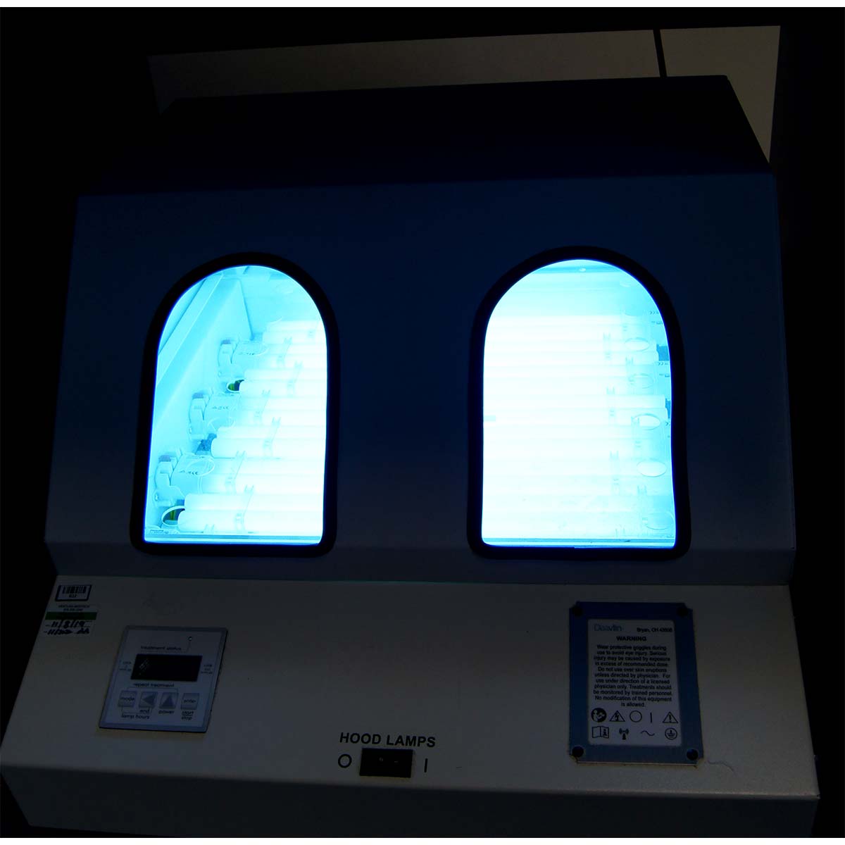 Daavlin M Series Phototherapy Light Therapy Hands and Feet Duo Light-Boxes Unit