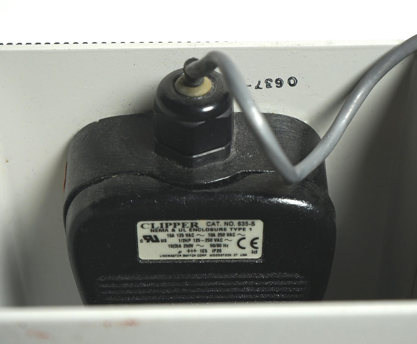 Linemaster Clipper Laser 5 Pin Electric FootSwitch Pedal 635-S Foot Switch
