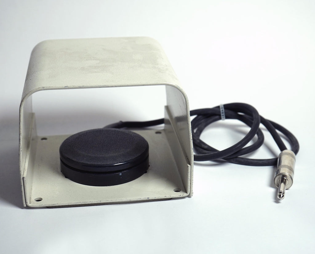 Aesthetic Laser FootSwitch Pedal RCA Male Electrical Plug Foot Switch Metal PART
