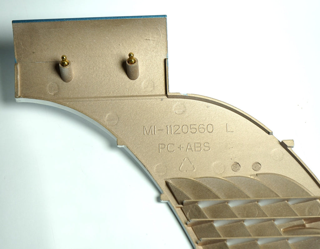 Lumenis M22 ResurFX Laser Right Side Cover Panel Plastic Plate Housing PARTS