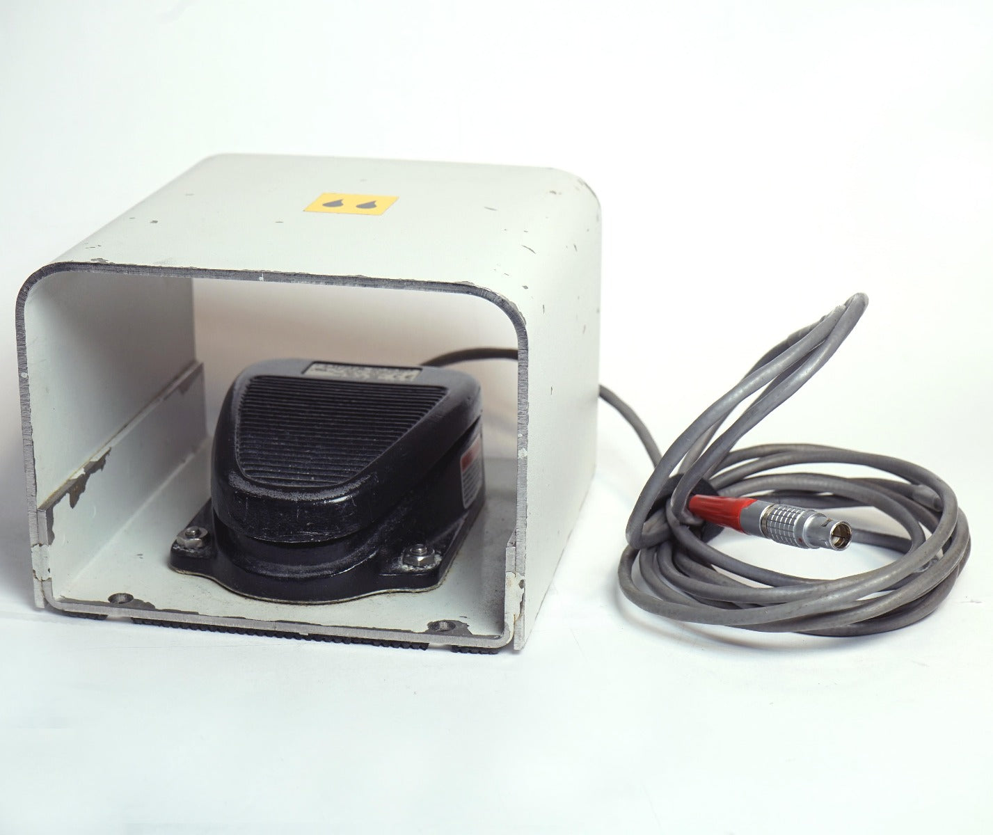 Linemaster Clipper Laser 5-Pin Electric Enclosed FootSwitch Pedal 635-S PARTS