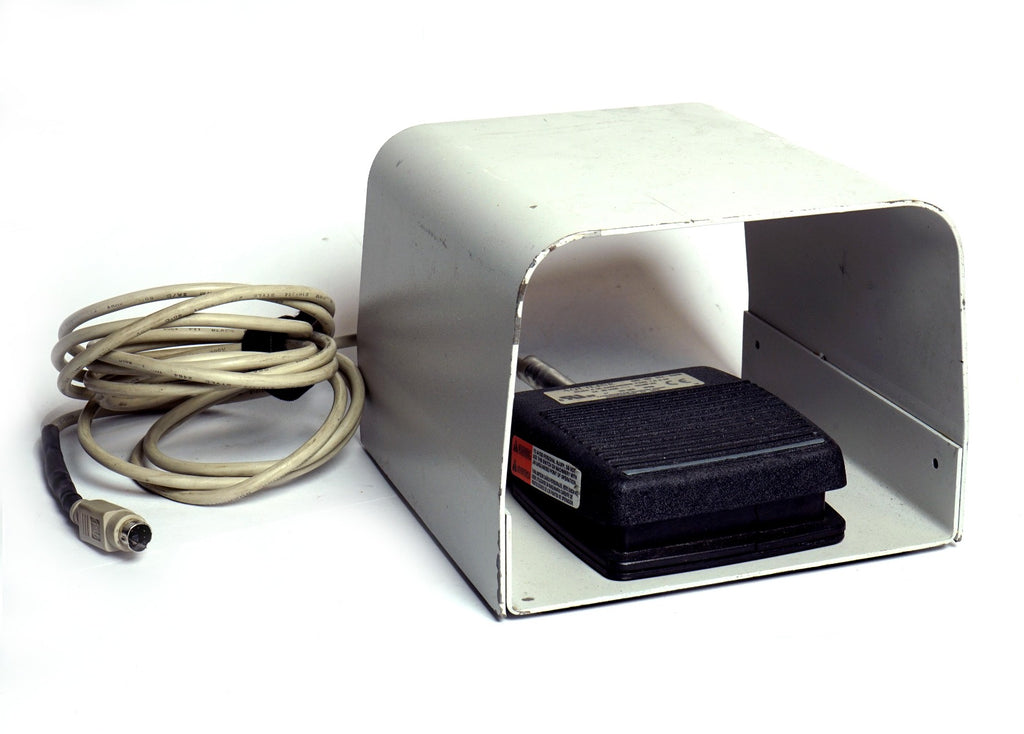 Linemaster Aquiline Laser Footswitch Pedal 974-SWM 6-Pin Foot Switch Metal Base