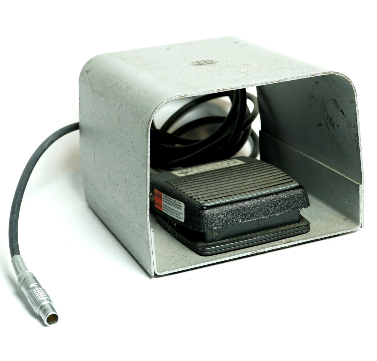 Linemaster 4-Pin Footswitch Pedal Cutera Xeo 974-SWM Foot Switch Enclosed Metal