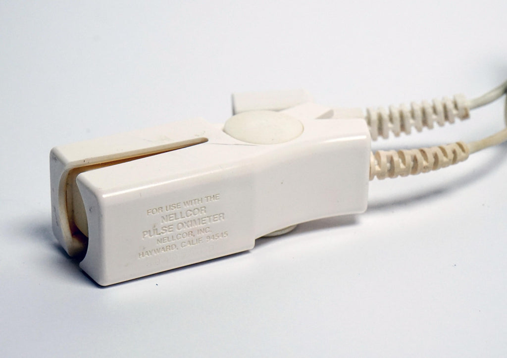 Nellcor Durasensor Adult Digit Oxygen Transducer Dura Sensor DS-100A 5-Button