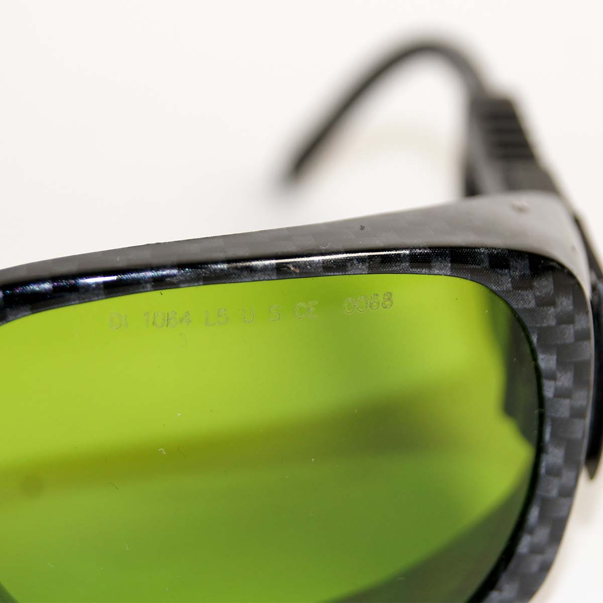 Laser Safety Glasses Green Lens Eyewear PPE DI 1064nm L5 CarbonFiber Print Frame