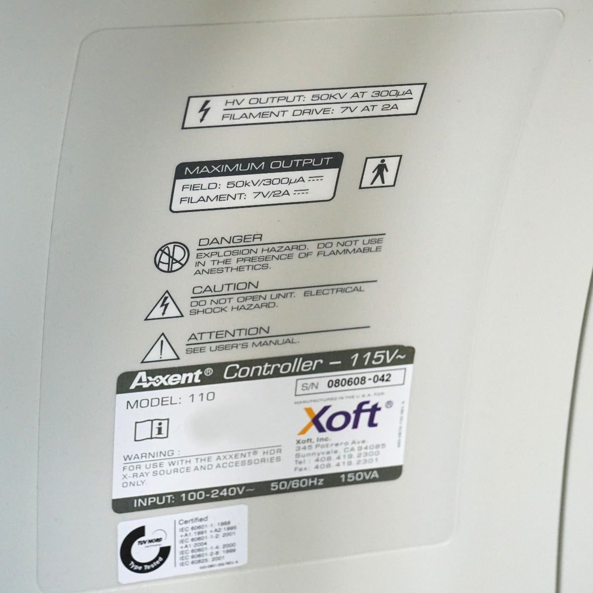 Xoft Axxent Electronic Brachytherapy NonInvasive eBx System Cancer Treatment