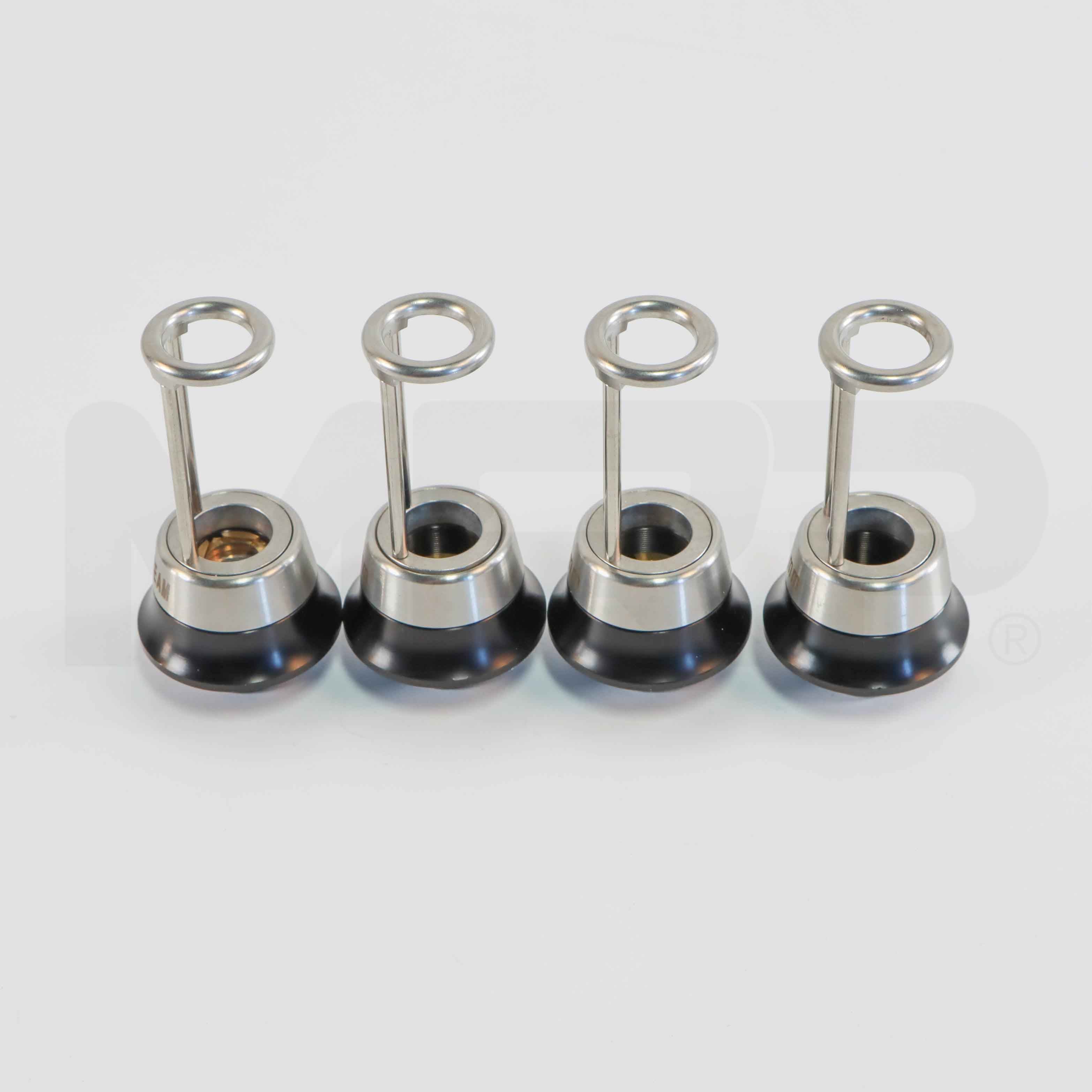 2022 Quanta System Chrome Tips Tops