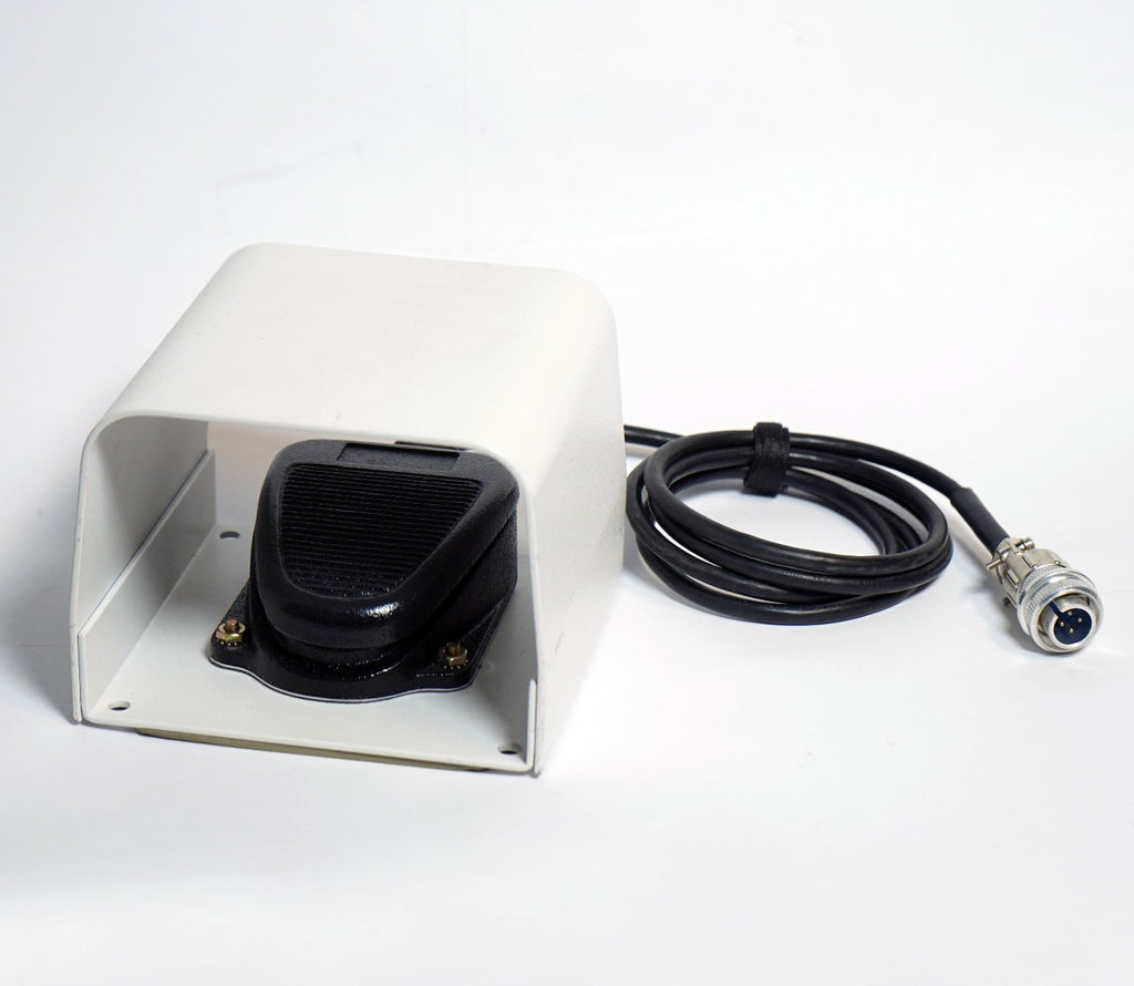 ConBio CB Erbium Laser FootSwitch Pedal White Metal Enclosed 4-Pin 639-1600