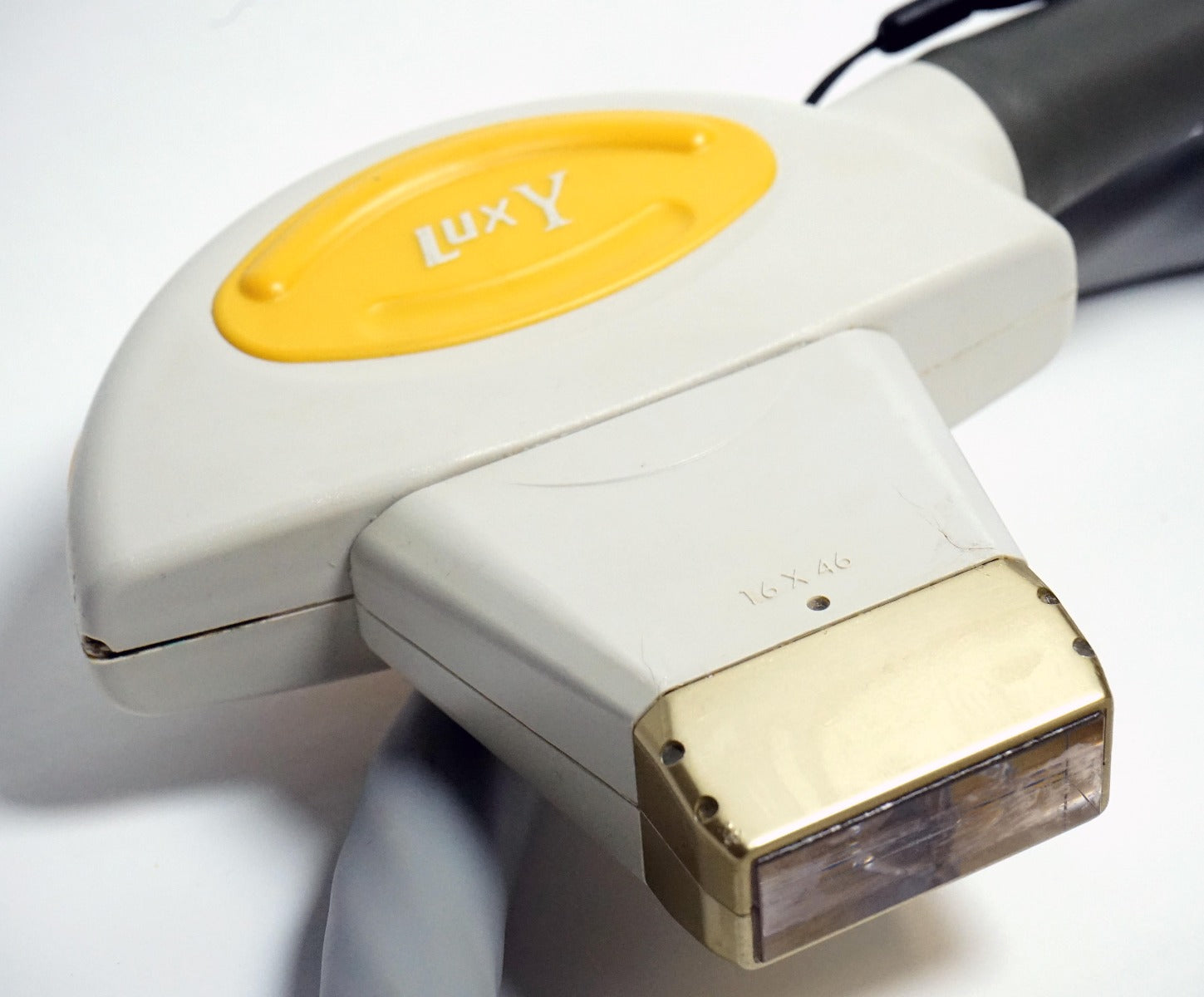 Palomar StarLux 300 500 Laser LuxY IPL Hair Removal Lesion Handpiece 1520-YO26