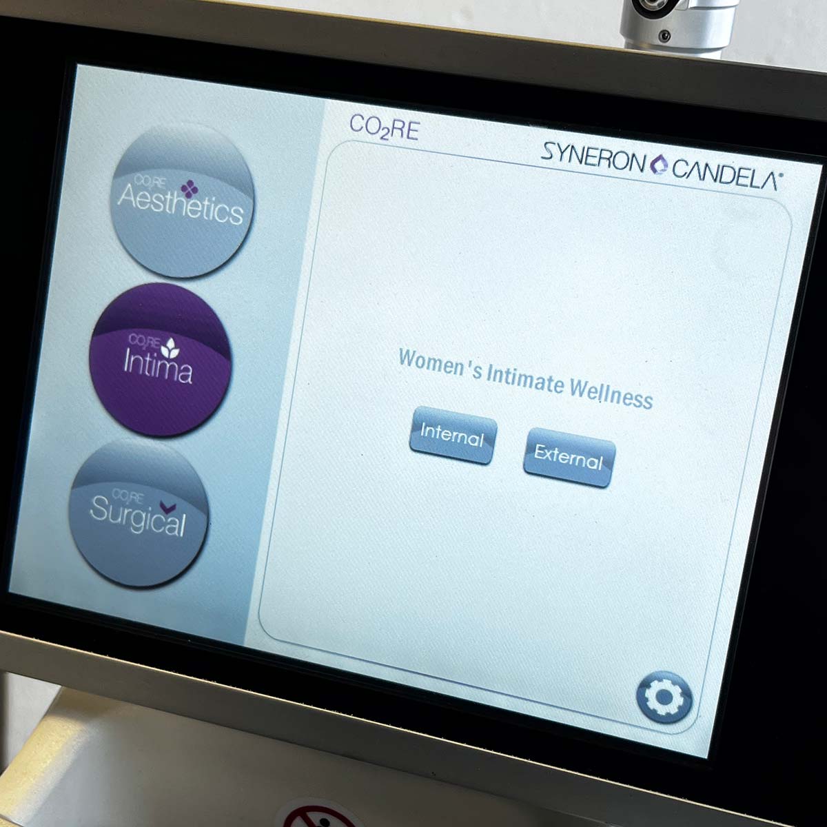 2017 Syneron Candela CO2RE Intima CO2 Laser Skin and Vaginal Rejuvenation System