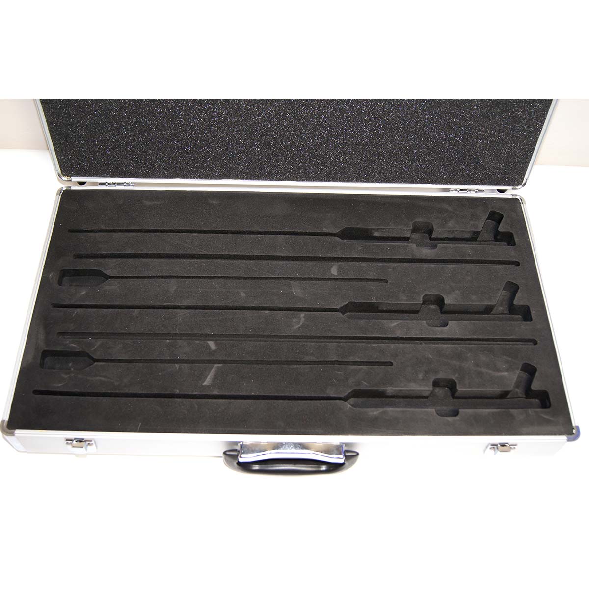 Alma Lasers Cannula Hardshell Case Holds 5 Long Cannulas within Die Cut Inserts