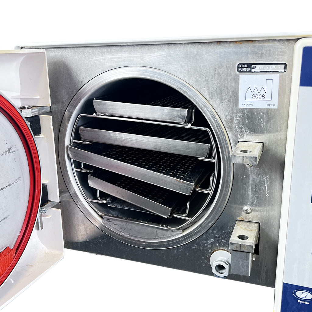 2008 Pelton and Crane Delta Q 8 AutoClave Sterilizer 115V 8.25in x 15in Chamber