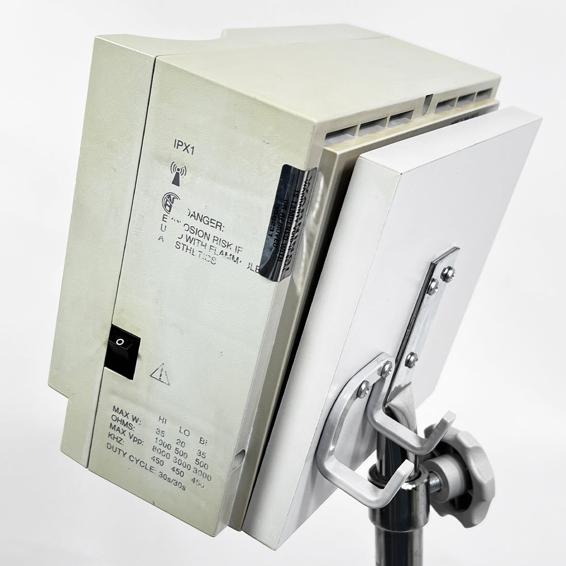 ConMed Hyfrecator 2000 Electrosurgical Unit with Rolling Stand 110V ESU