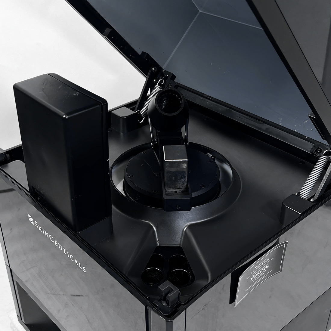 SkinCeuticals Custom D.O.S.E. Automated Mixing System Dose Serum Tabletop Lab