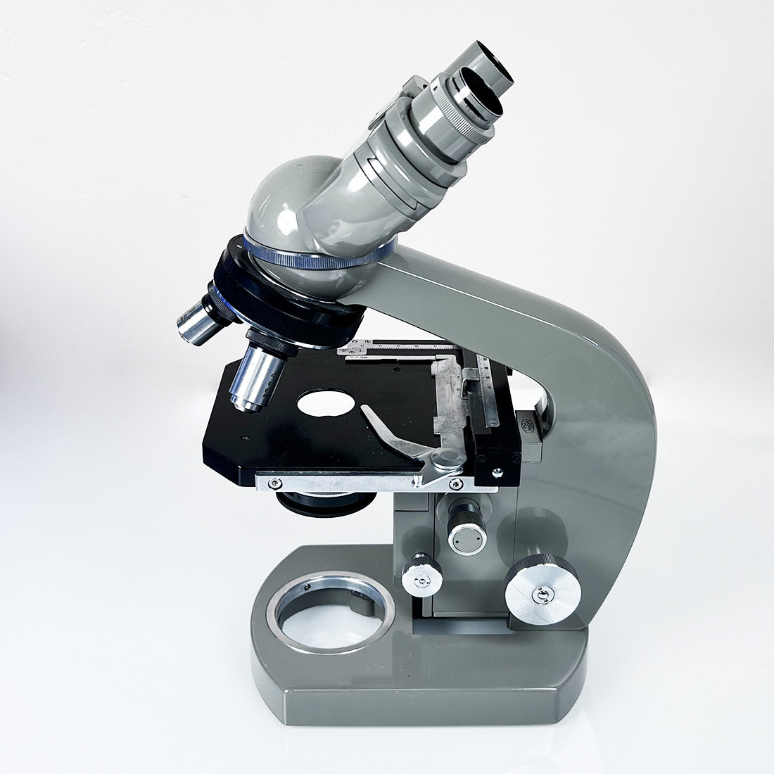 Olympus Tokyo Japan Grey Microscope Binocular Viewer Interchangeable Light As-Is