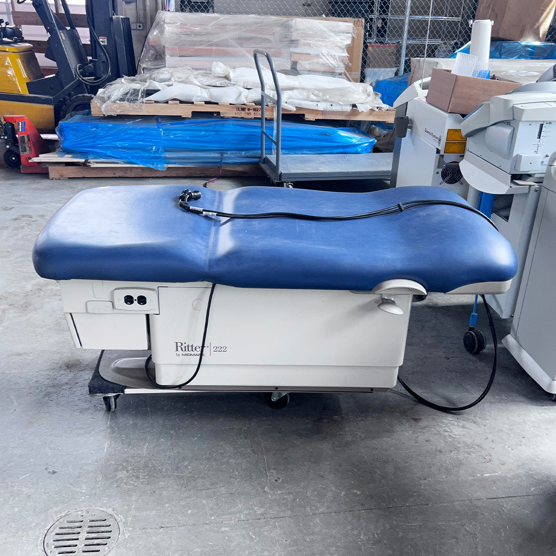 Midmark Ritter 222 Power Adjustable Medical Procedure Blue Exam Chair Table