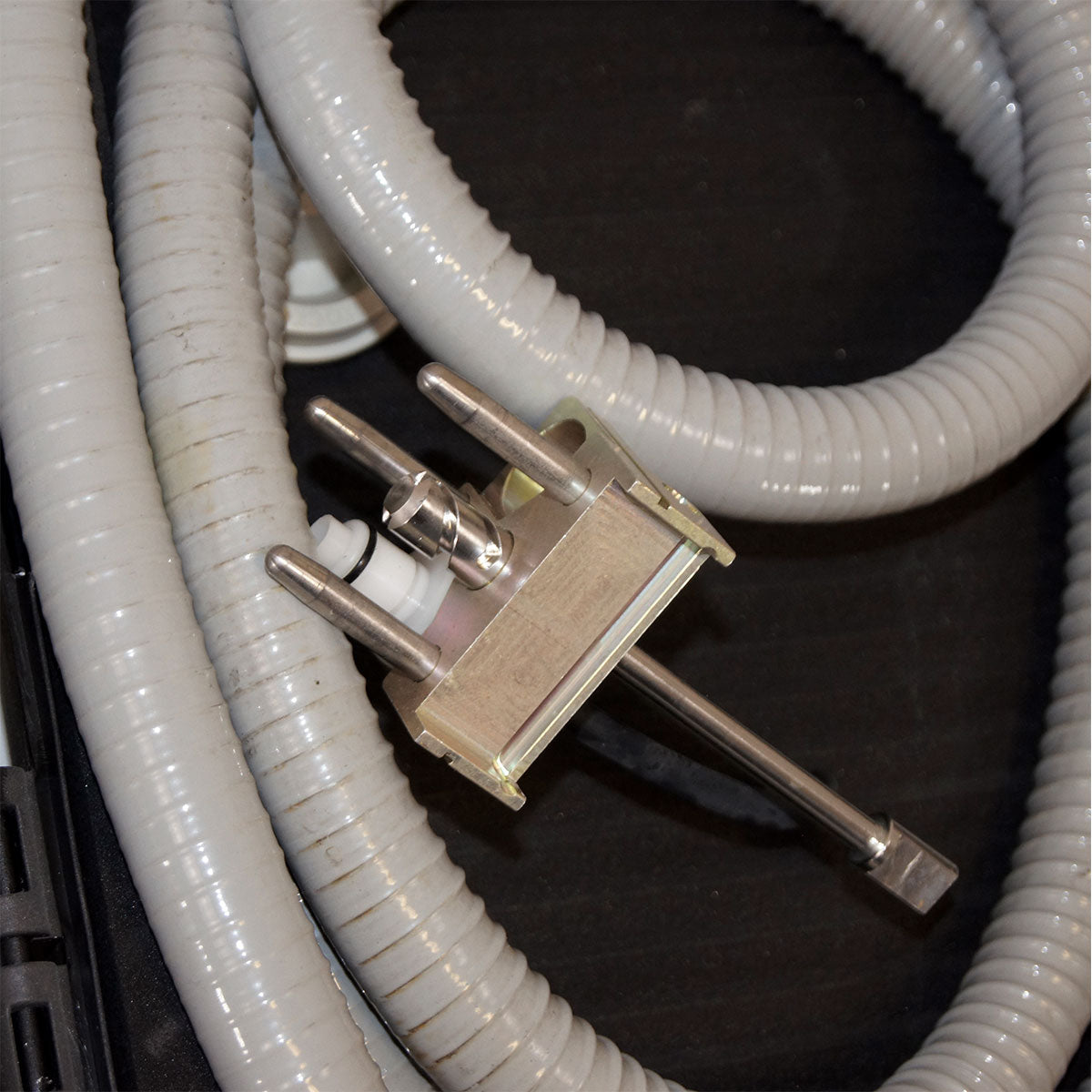 Alma Harmony Pixel 2940 Er:YAG Erbium Fractional Laser HandPiece PART As-Is (DL)