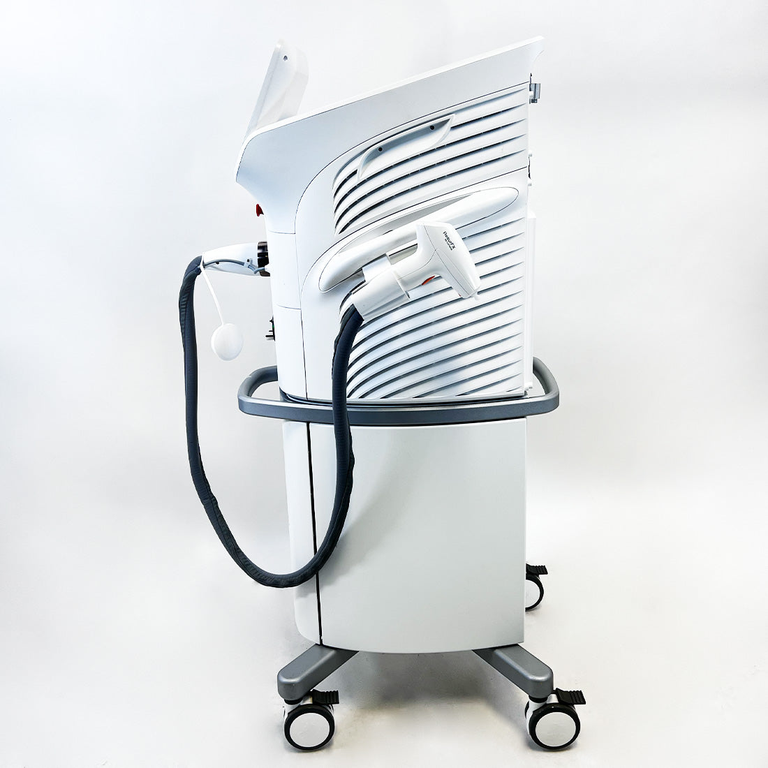2021 Lumenis Stellar M22 System Fully Loaded ResurFX Nd:YAG Q-Switch IPL HPs