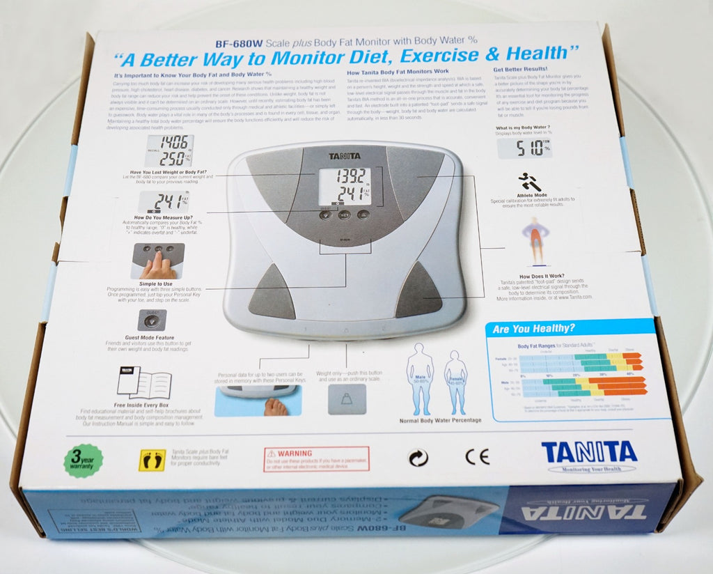 TANITA SCALE Body Fat Water Monitor BF-680W Composition 300lb Athlete Guest NEW