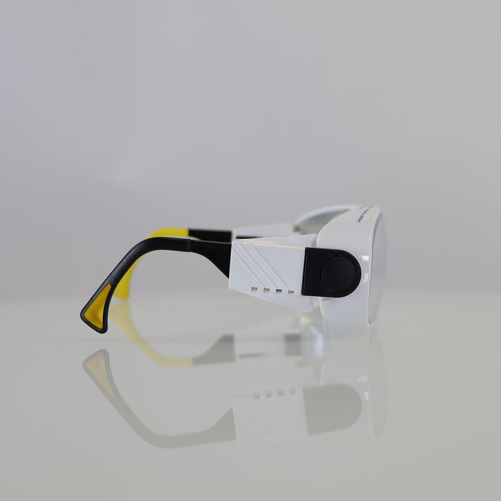 Lumenis C02 Laser Glasses White AX0000068 Eyewear Eye Protection 9000-11000