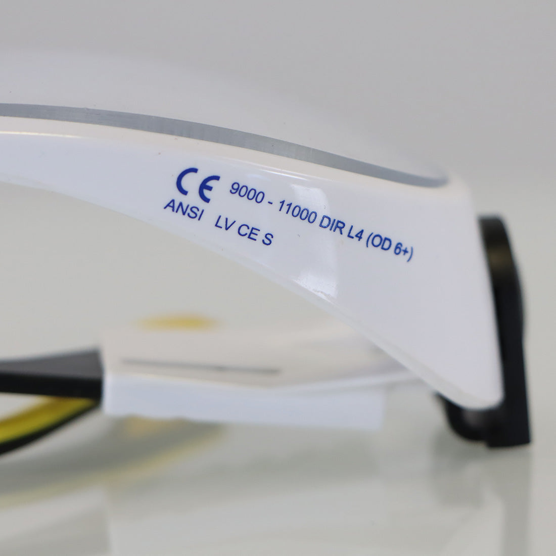 Lumenis C02 Laser Glasses White AX0000068 Eyewear Eye Protection 9000-11000