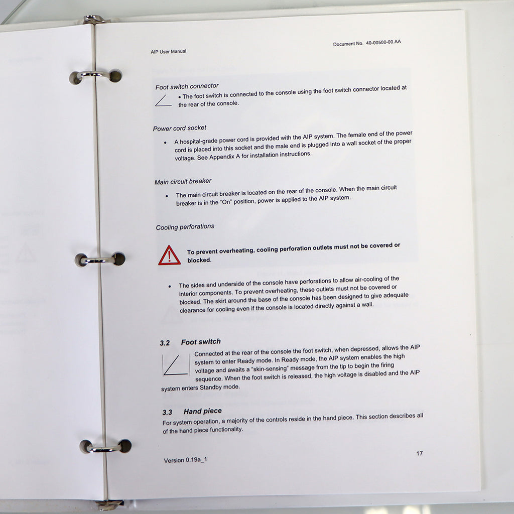 Aesthera AIP.1 2005 User Manual 40-00500-00.AA Version 0.18a Hardcover Binder