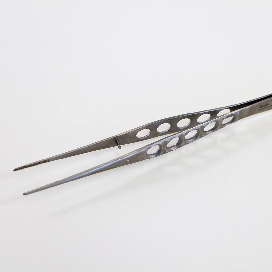 Miltex 6-28XL Dressing Forceps 5.5in Length Serrated Tips Tweezers Fenestrated