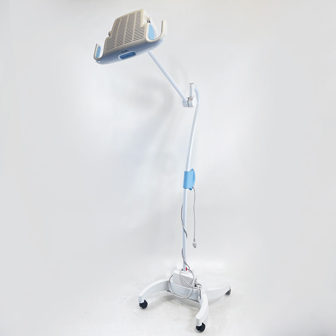 Welch Allyn GS900 Minor Procedure 6-LED Lights White Mobile Stand Green Series