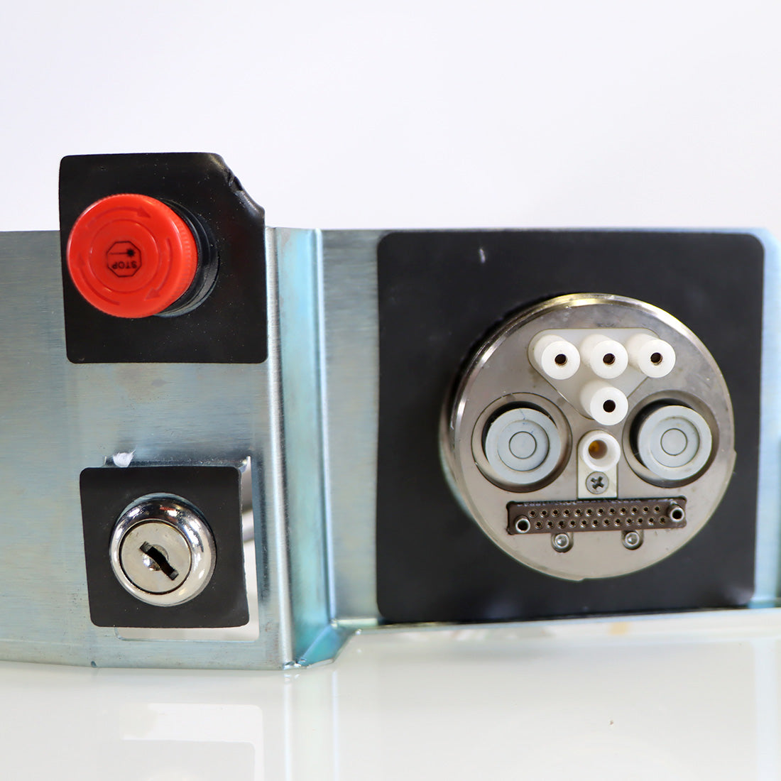 Lumenis LightSheer Infinity Laser Emergency Stop Button Keyswitch Panel PARTS