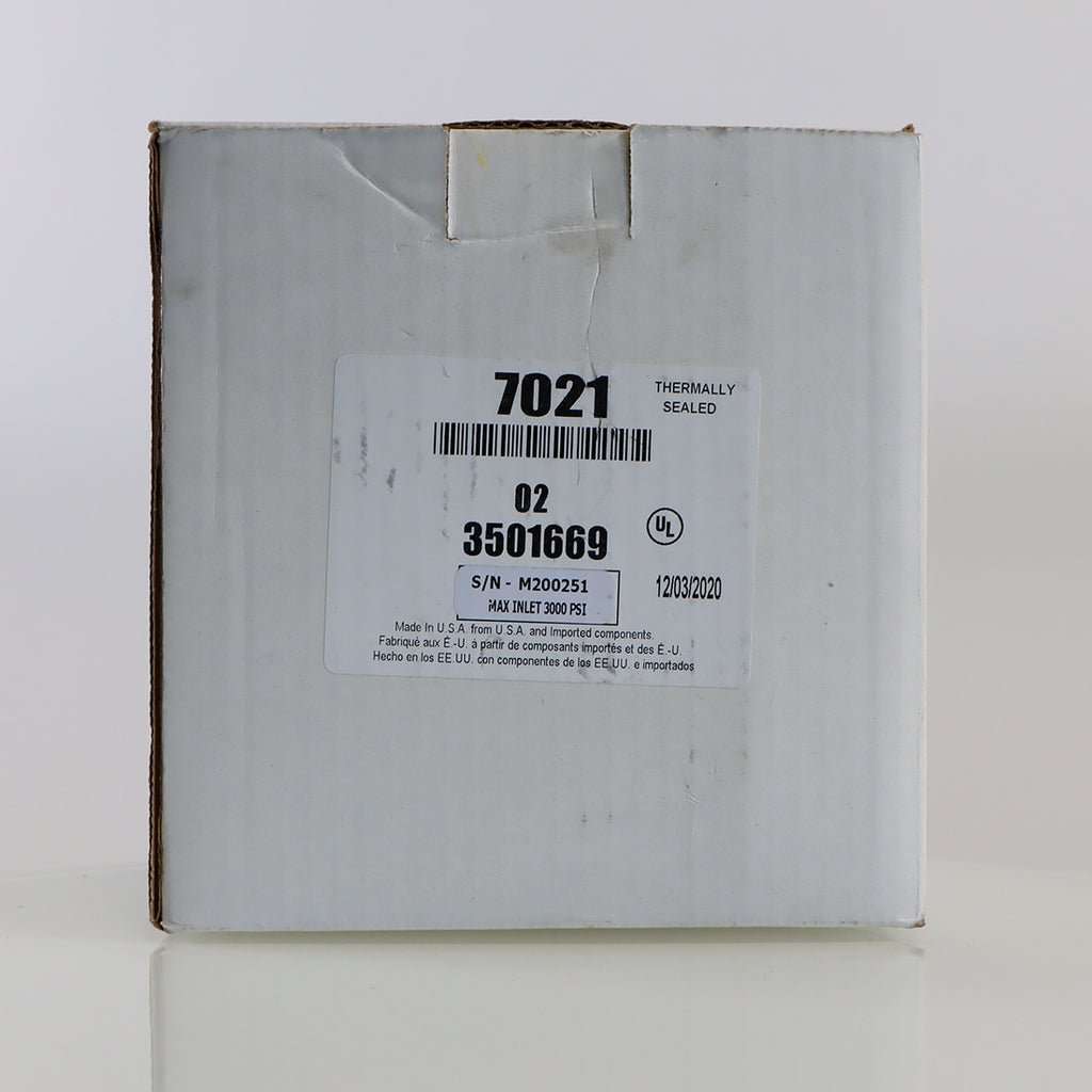 Parker Porter Medical Oxygen Preset Regulator Valve 7021 3000 PSI Max Inlet