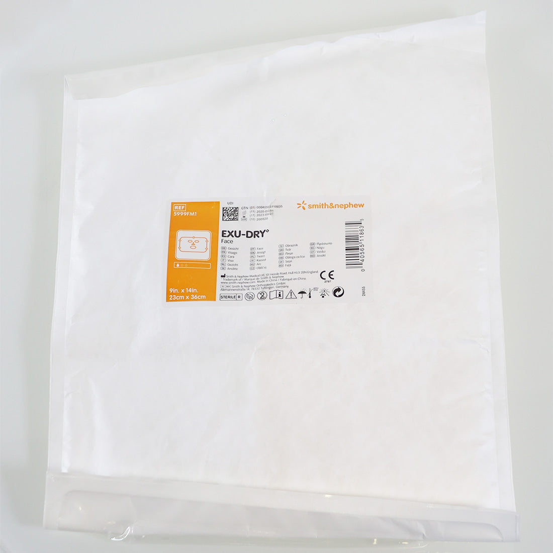 EXU-DRY Anti-Shear Absorbent Dressing Polyethylene Face Mask 9in x 14in 5999FM1