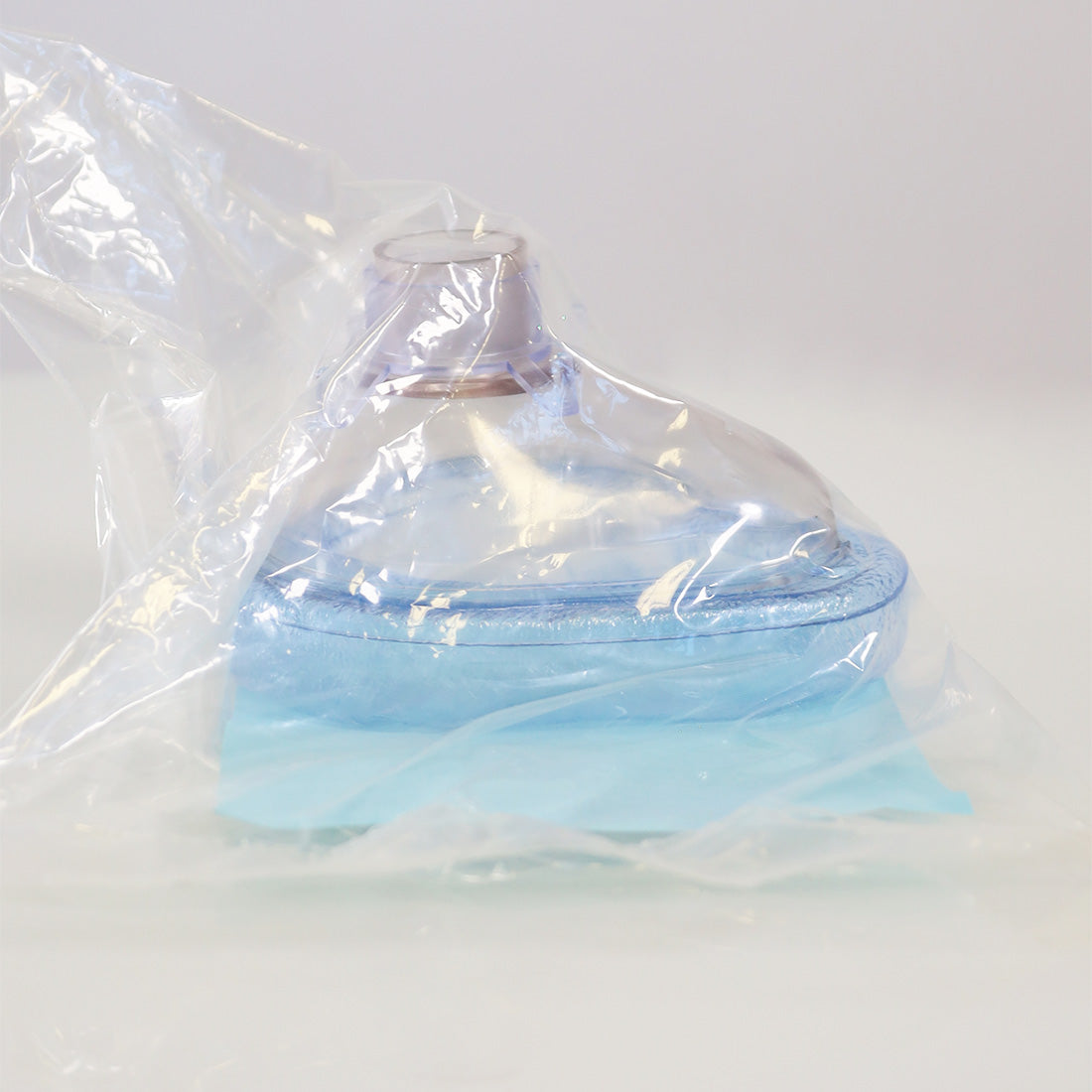 Westmed Anesthesia Mask 7-9901 900 Series Elongated Style Adult Medium 14-Pack