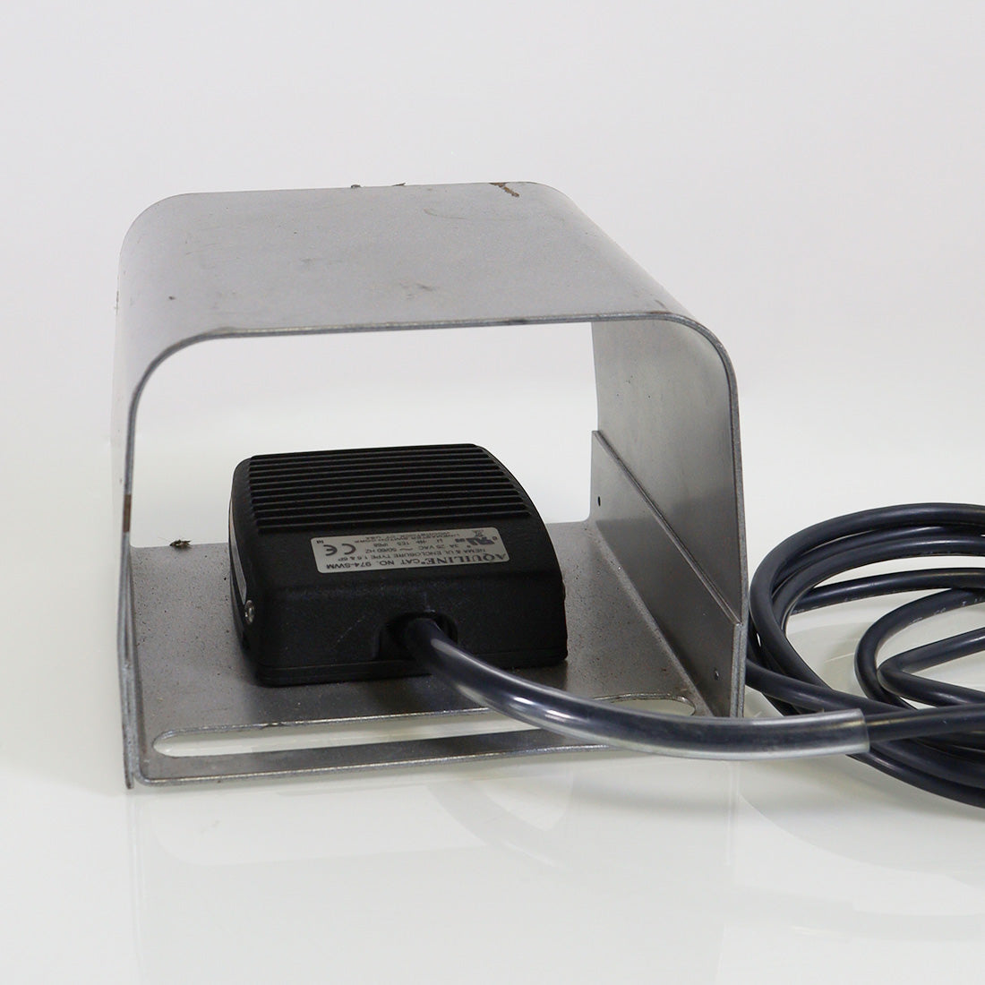 Cutera Xeo IPL Laser Footswitch Pedal 4-Pin LEMO 974-SWM Silver Metal Enclosed