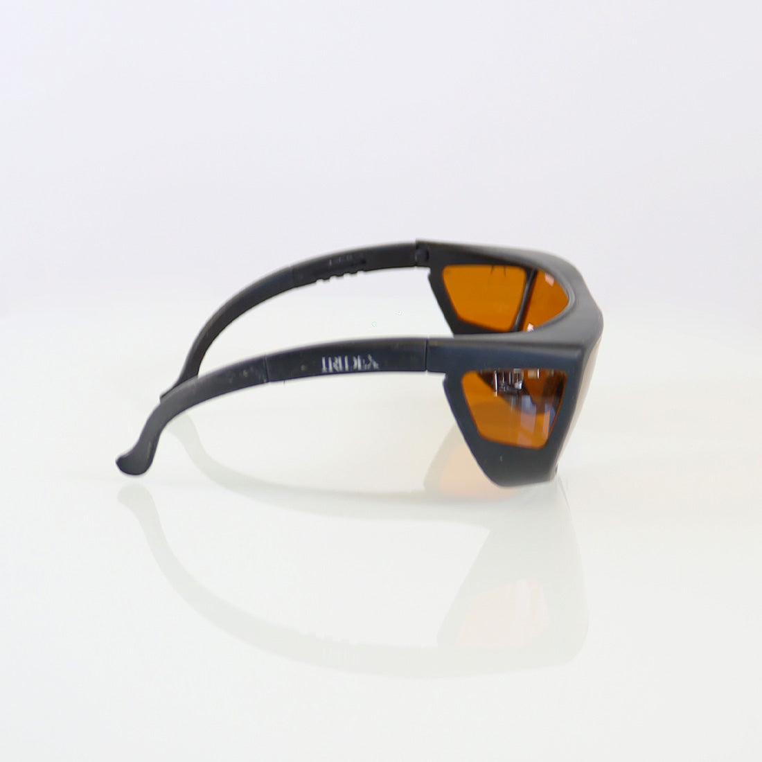 Laser Optic PPE Safety Glasses Black Frame Orange Lens Cracked 532 940 1064 OD6+