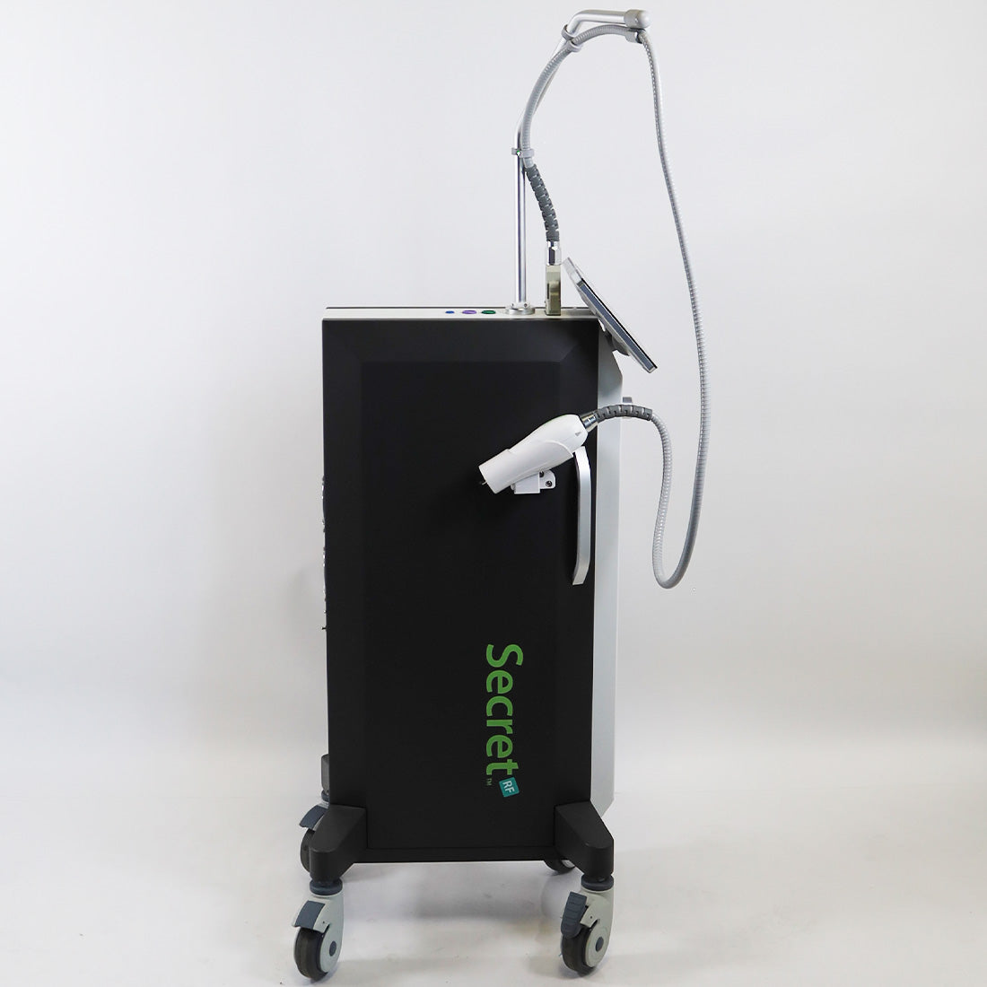 2019 Cutera Ilooda Secret™ RadioFrequency Microneedling RF Wrinkles Scars Aging