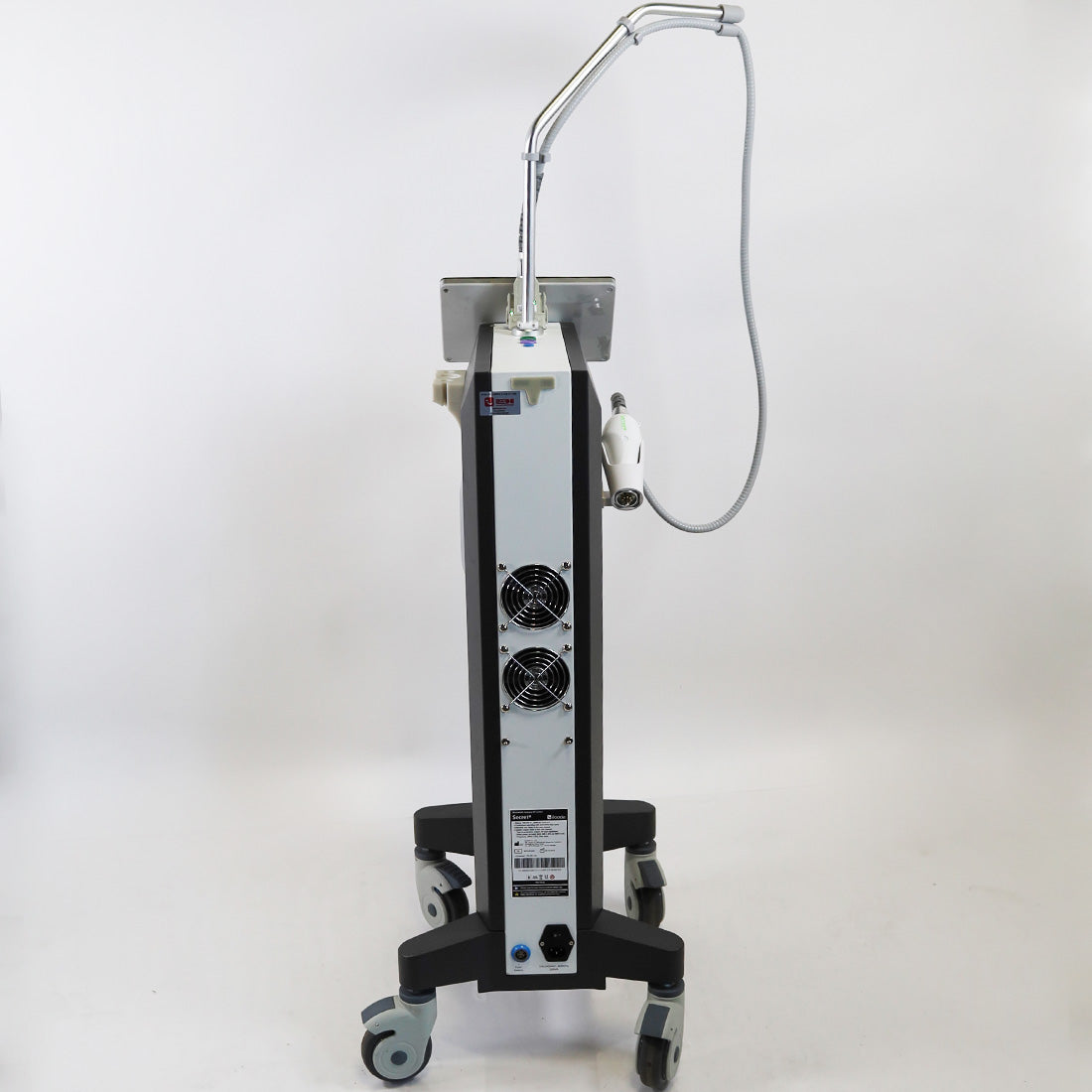 2019 Cutera Ilooda Secret™ RadioFrequency Microneedling RF Wrinkles Scars Aging
