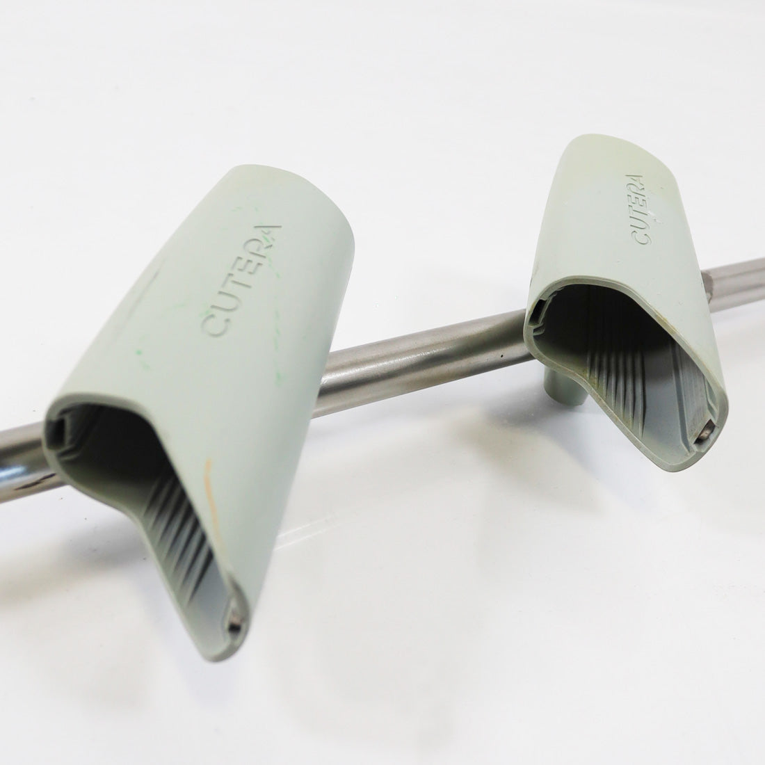 Cutera Laser Excel Mast Umbilical Arm Dual Handpiece Holder Cradle Pole Part