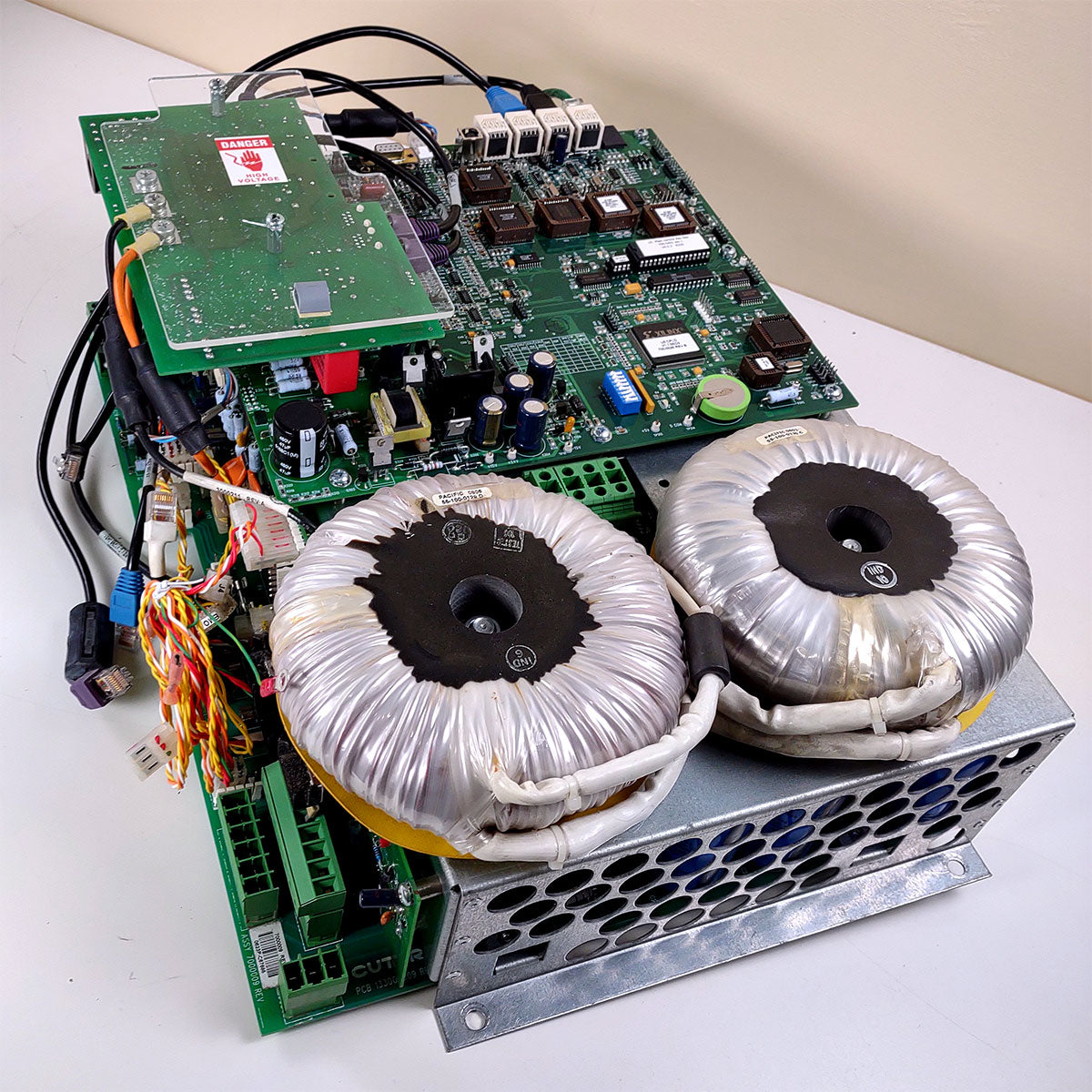 Cutera XEO CoolGlide Laser HVPS High Voltage Power Supply & Capacitors Part AsIs
