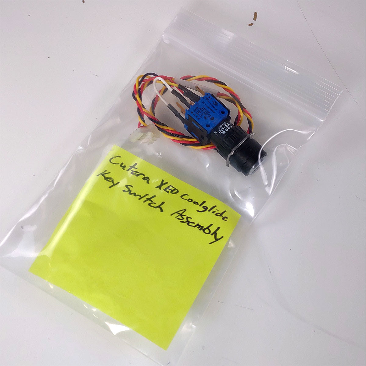 Cutera XEO CoolGlide Laser Key Switch Assembly 3000500 Rev B Part As-Is